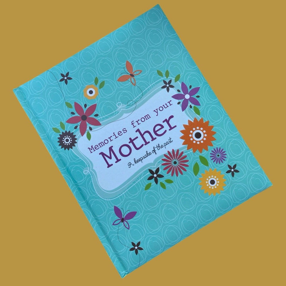 Memories from your Mother keepsake book NWT